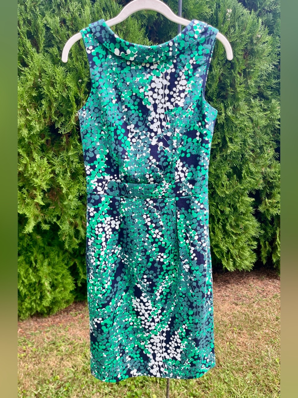 Boden Adorable Green, Navy & White Printed Sleeveless Sheath Dress